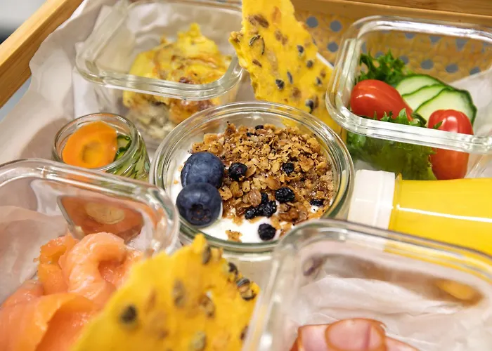 Sonka Mirror House With View Ferienhaus *